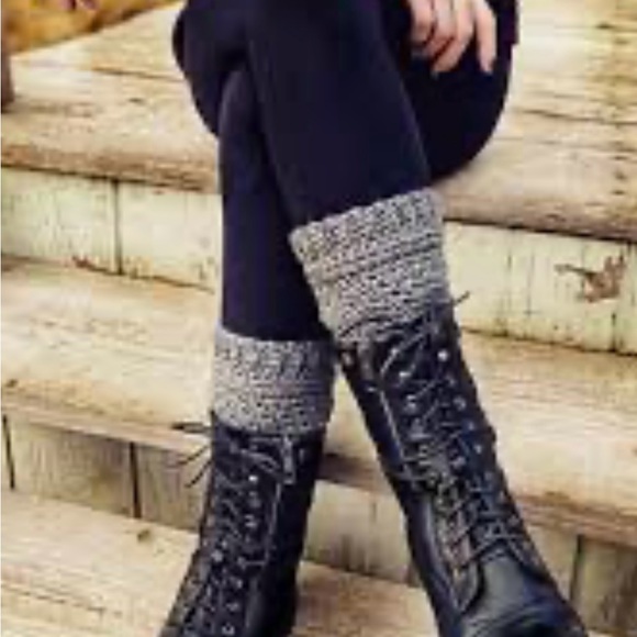 💝 SOLD 💝CROCHET BOOT CUFFS - SET OF 3 - Picture 5 of 9